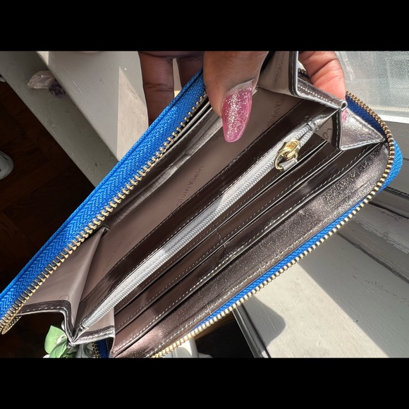 Calvin Klein wallet electric blue - Picture 4 of 5